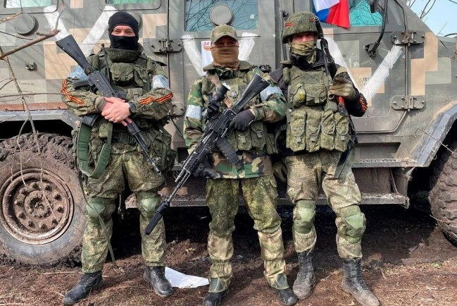 Кадры разгрома бойцами ВДВ украинских опорников в лесу у Кременной
