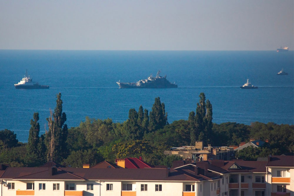 За удар по базе ВМФ в Новороссийске и за поврежденный БДК «Оленегорский горняк» нужно ответить жестко не опасаясь эскалации