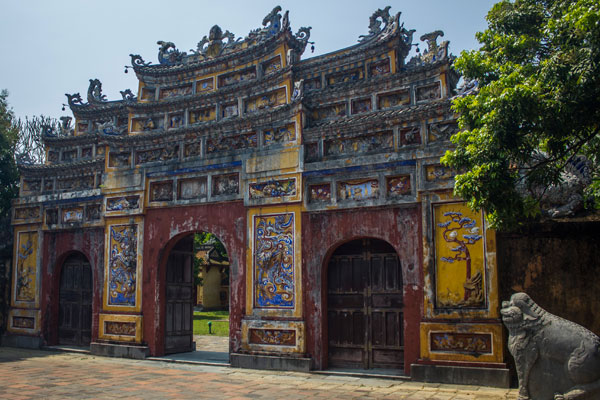 Ворота. Императорская цитадель, г. Хюэ. Вьетнам.