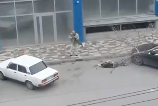 В Крымске мужчина застрелил на улице троих человек и покончил с собой