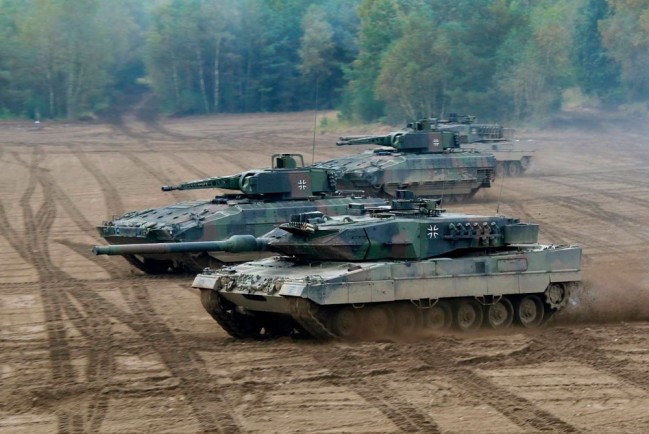 Польша передаст Украине роту танков Leopard