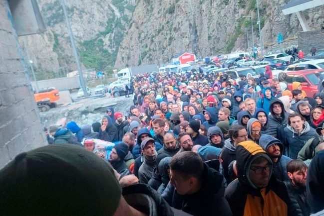 Более 180 человек, подлежащие мобилизации и пытавшиеся выехать в Грузию, получили повестки на границе