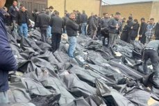 КСИР опубликовал фото моргов, забитых трупами бунтовщиков.