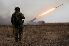 Залп российской артиллерии