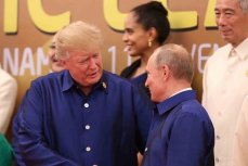 Трамп и Путин на саммите АТЭС