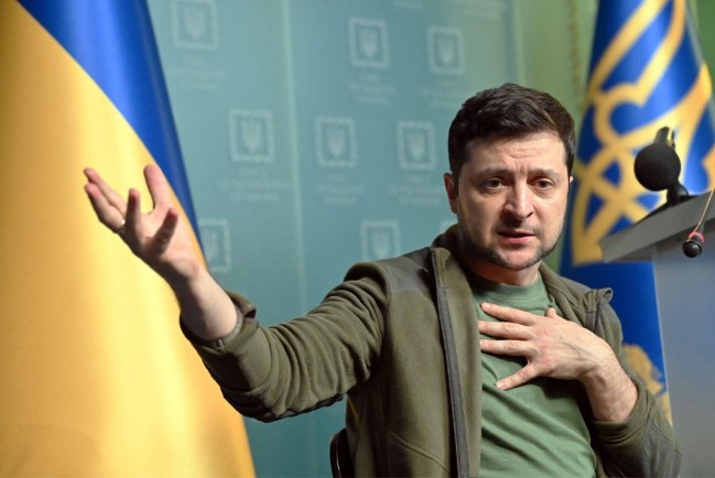 У Киева заканчиваются профессиональные военные - Зеленский в шоке