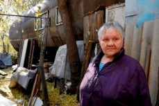 Пенсионерка из Омска Светлана Чернова прожила в бочке 35 лет