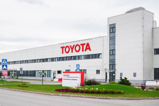 Тойота и Лексус заверили, что не уходят с российского рынка