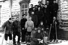 Группа Игоря Дятлова в посёлке Вижай