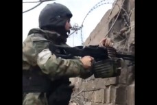 Уникальные кадры боя чеченского спецназа и эвакуации раненных на луганском направлении