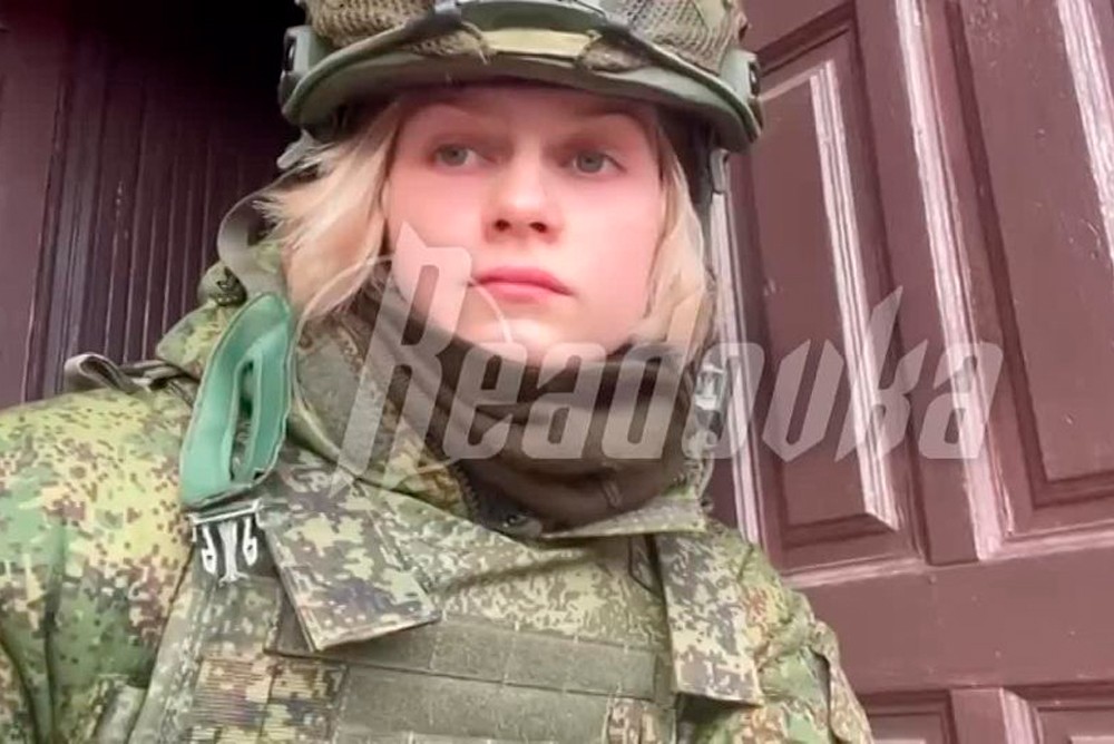 Видео получения тяжелого ранения военкором Анастасией Елсуковой в Соледаре