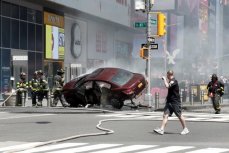 Машина напавшего на пешеходов на Таймс-сквер,Нью-Йорк.
