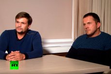Интервью телеканалу Russia Today дают Александр Петров и Руслан Боширов