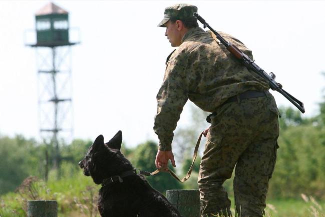 Российский пограничник