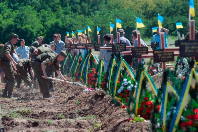 Украинские кладбища переполнены убитыми солдатами ВСУ 