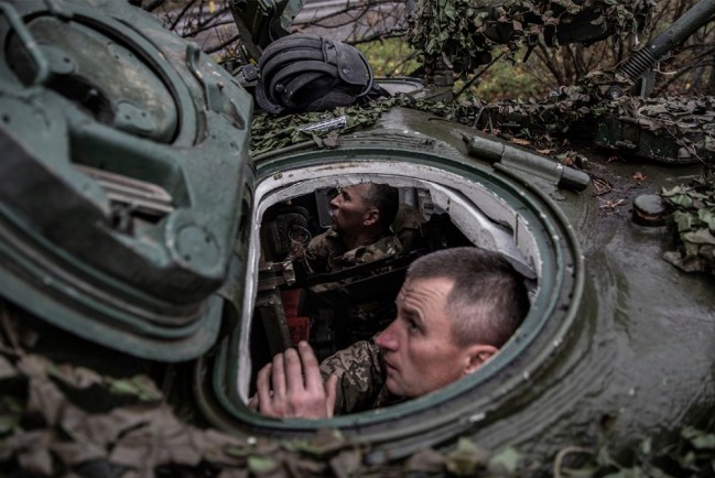 New York Times: Одними танками ход конфликта на Украине не переломить