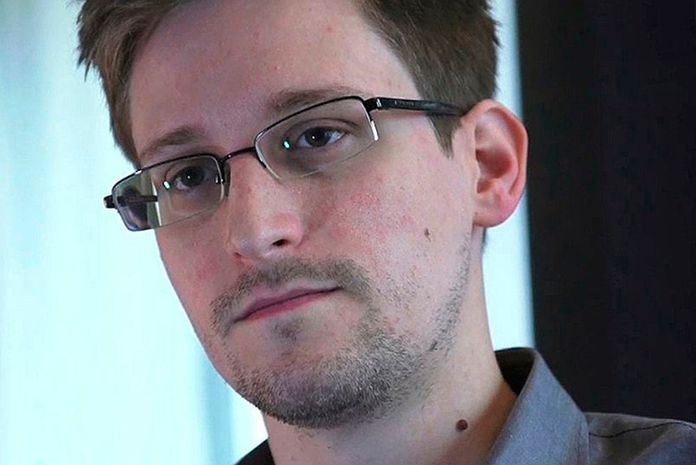 Эдвард Сноуден уверен в параллельной цивилизации на Земле