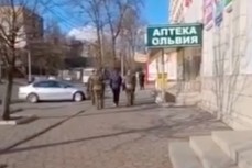 В Донецке прямо с улиц забирают мужчин и доставляют в военкомат