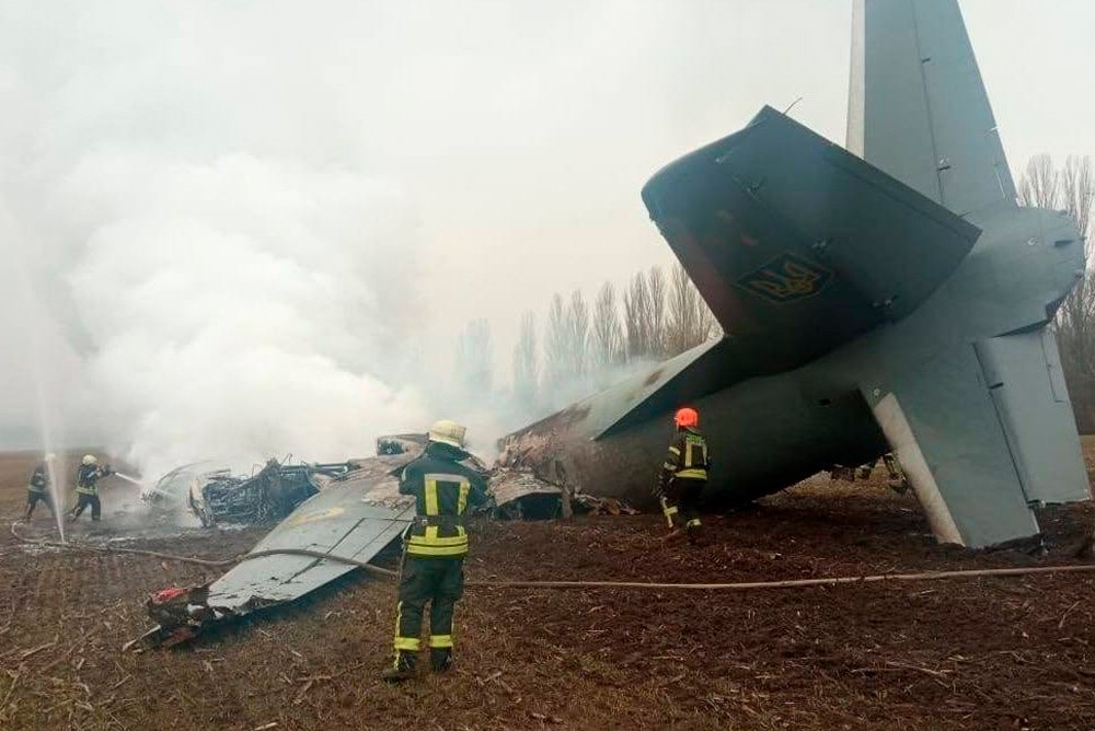 Самолёт ВСУ потерпел крушение. Погибли 5 человек.