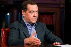Медведев допустил применение ядерного оружия