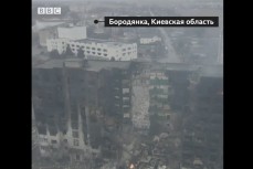 Уникальные кадры с дрона после боёв в Бородянке, показало Reuters